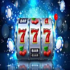 Hawkplay slots and casino-style game catalogue displayed on a Philippine mobile device